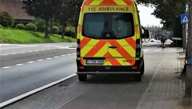 ziekenwagen mug ambulance