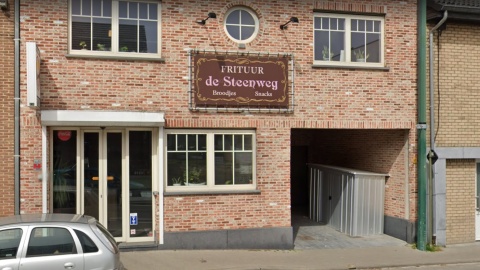 Frituur De Steenweg op de Leuvensesteenweg in Kortenberg