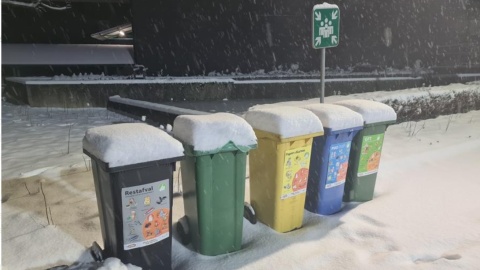 Door de sneeuw werd er veel afval niet opgehaald in Keerbergen